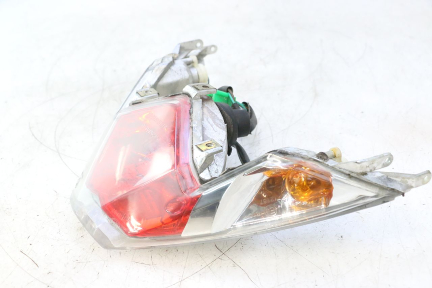 photo de FEU ARRIERE KYMCO SUPER 8 2T 50 (2007 - 2013) - Zoom état d’usage