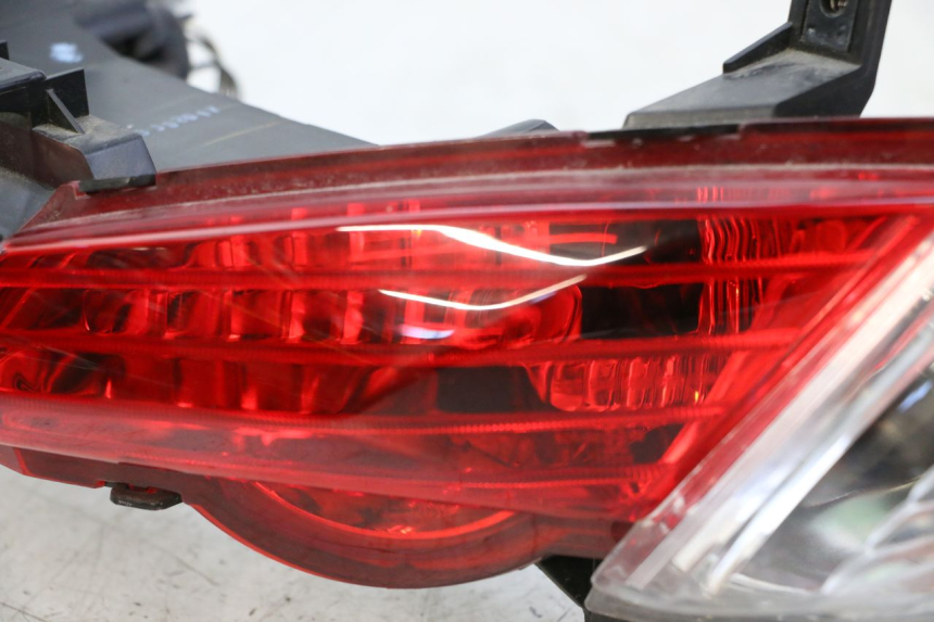 photo de FEU ARRIERE SUZUKI BURGMAN 125 (2018 - 2021)