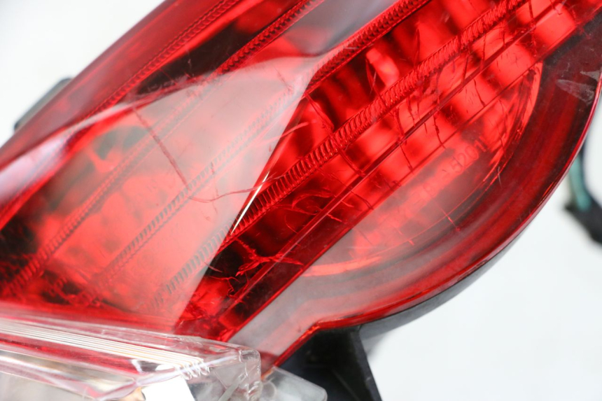 photo de FEU ARRIERE SUZUKI BURGMAN 125 (2018 - 2021)