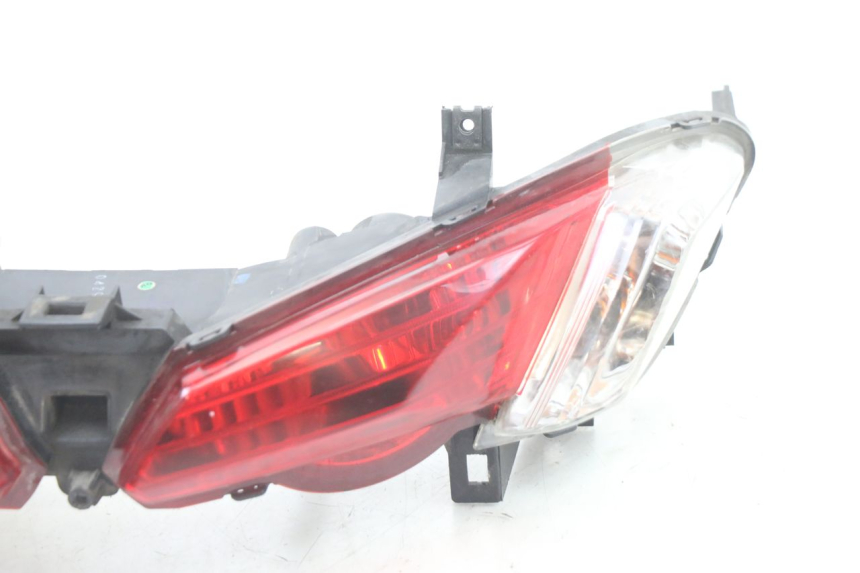 photo de FEU ARRIERE SUZUKI BURGMAN 125 (2015 - 2017)