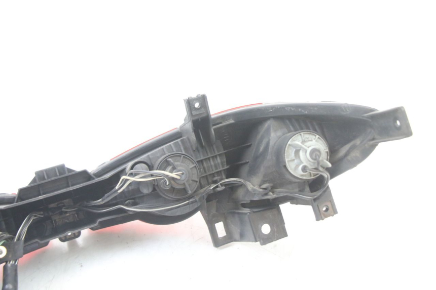 photo de FEU ARRIERE SUZUKI BURGMAN 125 (2015 - 2017)