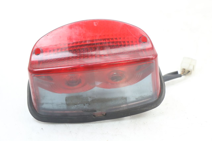 photo de FEU ARRIERE SUZUKI GS F 500 (2004 - 2007)