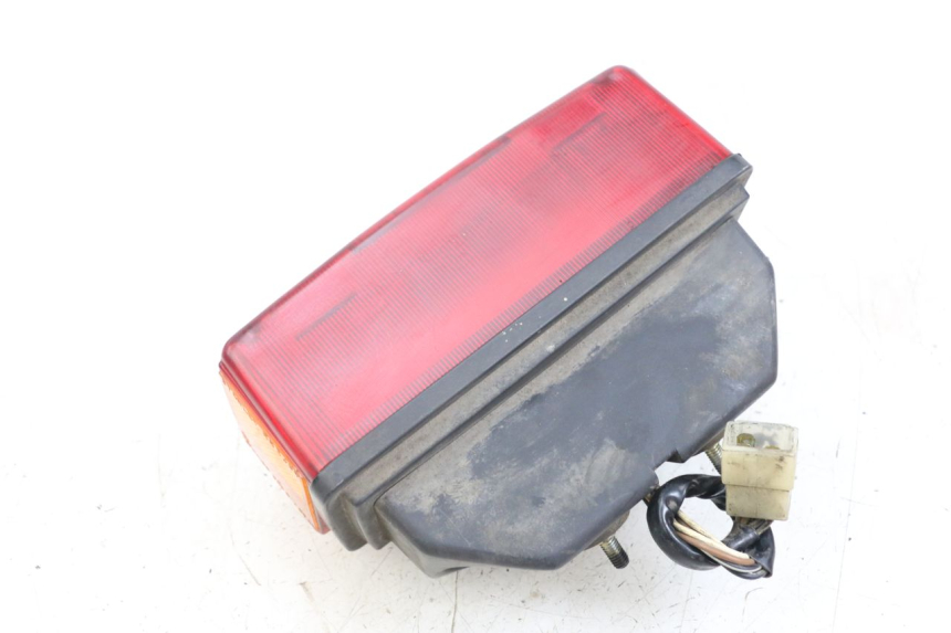 photo de FEU ARRIERE SUZUKI GSX E 250 (1982 - 1983)
