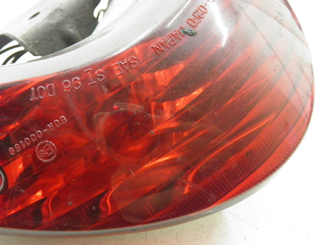 photo de FEU ARRIERE SUZUKI SV S 650 (1999 - 2002) - Zoom composants