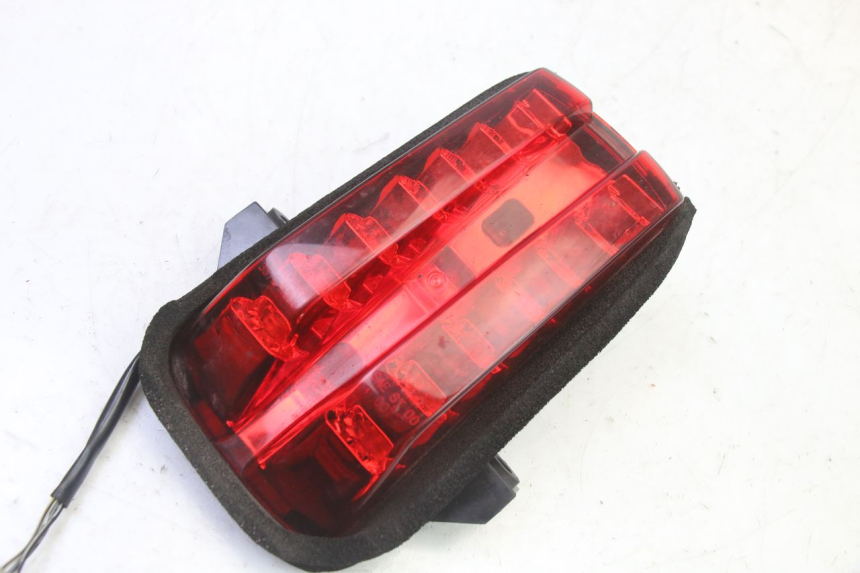 photo de FEU ARRIERE SUZUKI SV S 650 (2003 - 2009)