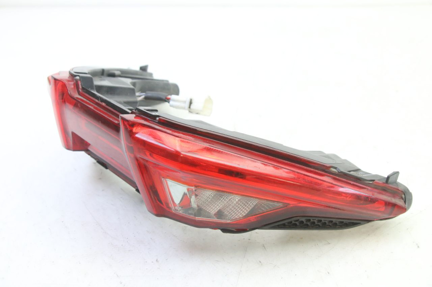 photo de FEU ARRIERE APRILIA SXR 50 (2021 - 2023)