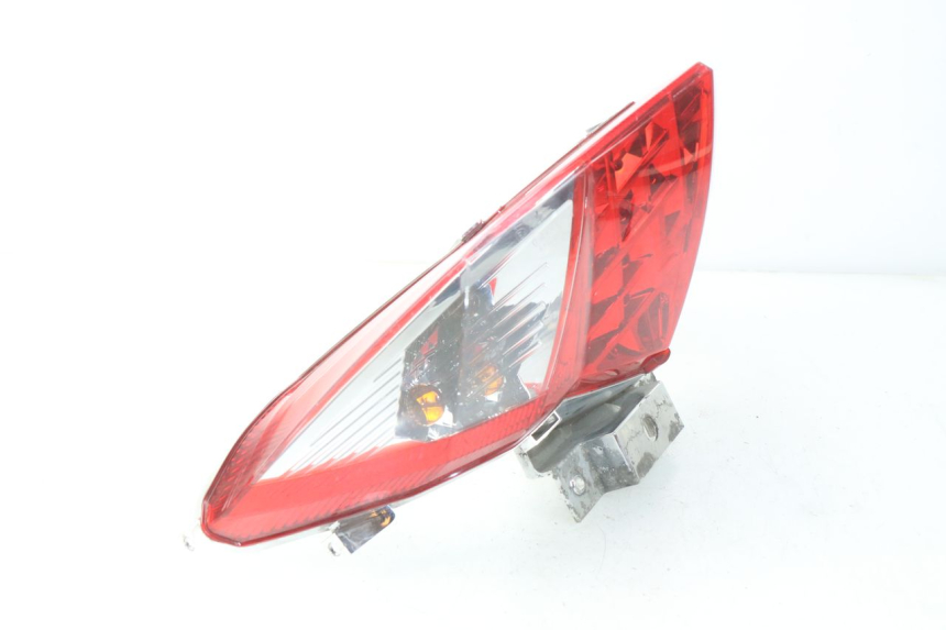photo de FEU ARRIERE SYM GTS EFI ABS 125 (2012 - 2016)
