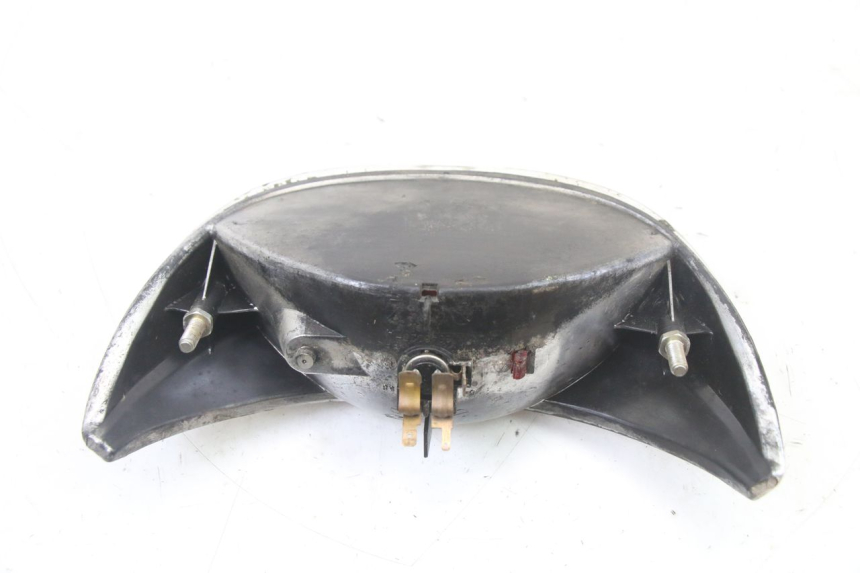 photo de FEU ARRIERE PEUGEOT TREKKER TKR 50 (2005 - 2014)