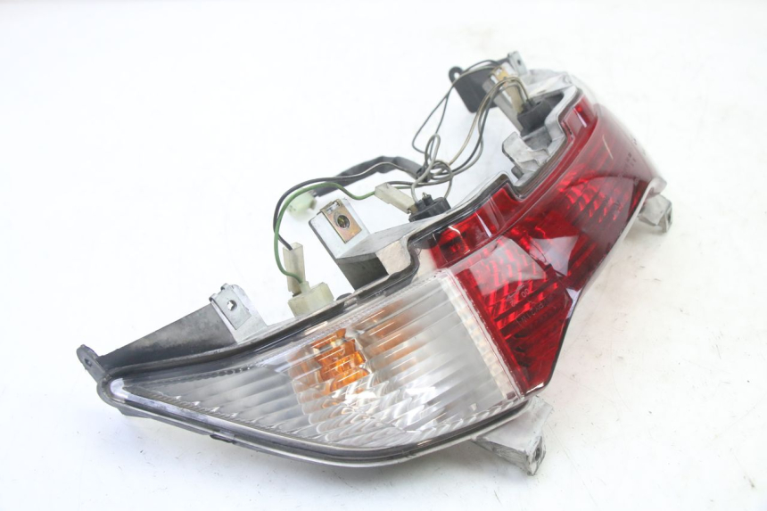 photo de FEU ARRIERE SUZUKI UH BURGMAN 125 (2002 - 2006)