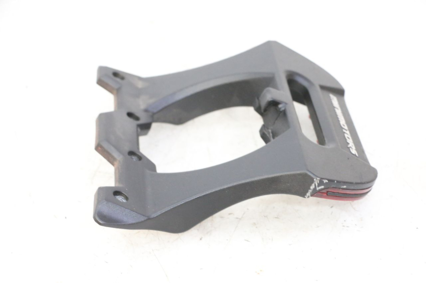 photo de FEU ARRIERE DUALTRON VICTOR LIMITED 1