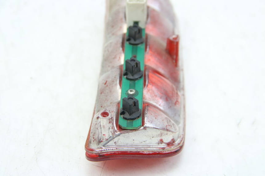 photo de FEU ARRIERE PIAGGIO X9 EVOLUTION 125 (2003 - 2007)