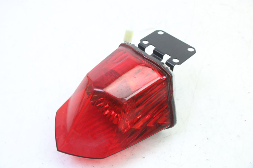 photo de FEU ARRIERE YAMAHA XJ6 ABS 600 (2008 - 2016)