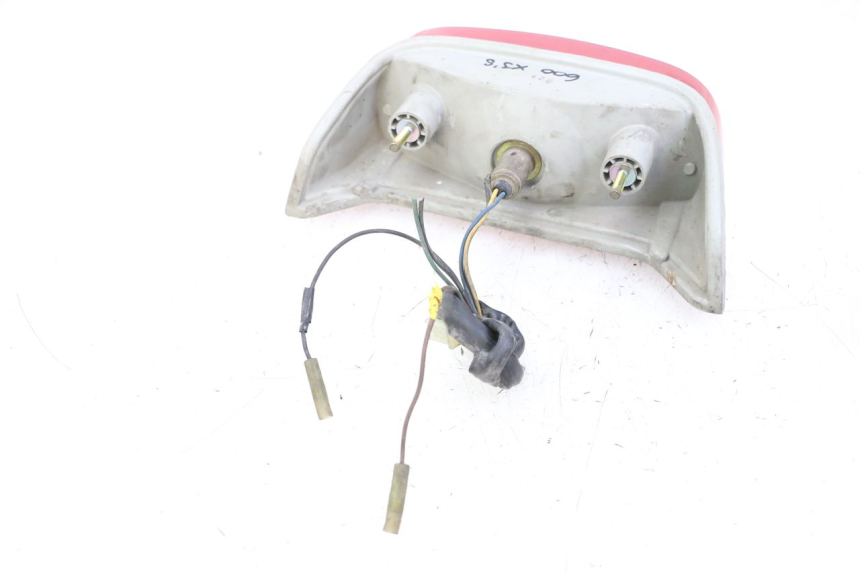 photo de FEU ARRIERE YAMAHA XJN DIVERSION 600 (2000 - 2003)