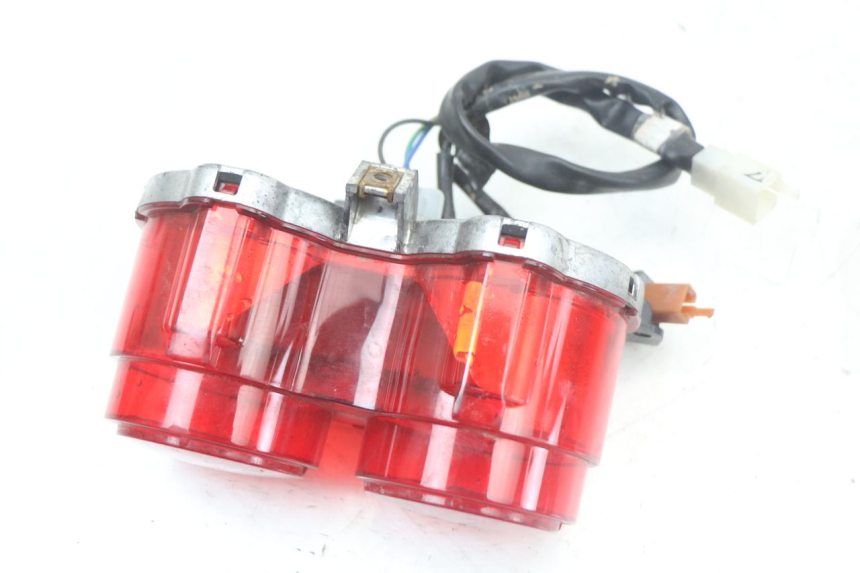 photo de FEU ARRIERE YAMAHA BW'S BWS 125 (2010 - 2013)
