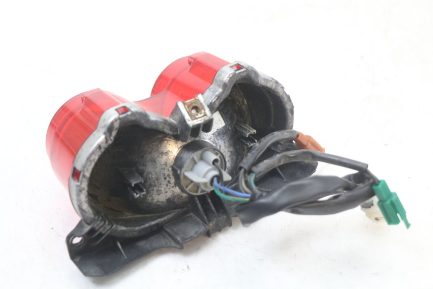 photo de FEU ARRIERE YAMAHA BW'S BWS 125 (2010 - 2013)