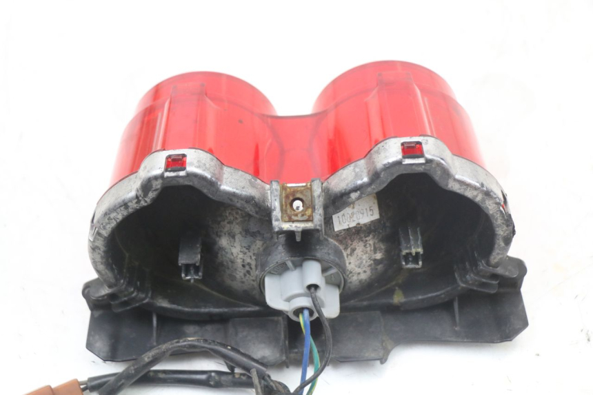 photo de FEU ARRIERE YAMAHA BW'S BWS 125 (2010 - 2013)