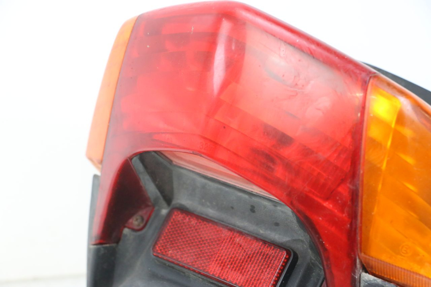 photo de FEU ARRIERE YAMAHA CYGNUS X 125 (2004 - 2007)