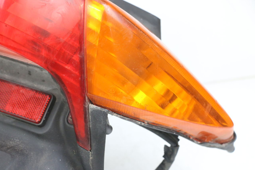 photo de FEU ARRIERE YAMAHA CYGNUS X 125 (2004 - 2007)
