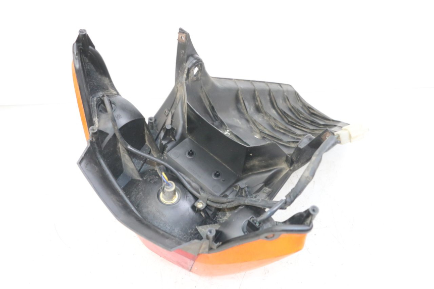 photo de FEU ARRIERE YAMAHA CYGNUS X 125 (2004 - 2007)