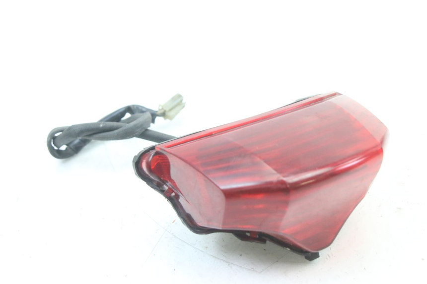 photo de FEU ARRIERE YAMAHA FZ6 FAZER S2 600 (2007 - 2011)