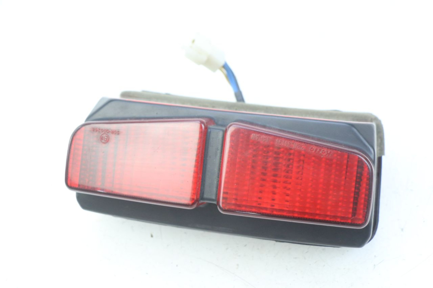 photo de FEU ARRIERE YAMAHA FZS FAZER 600 (1998 - 2001)