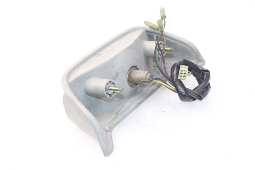photo de FEU ARRIERE YAMAHA XJ600 XJ DIVERSION 600 (1992 - 1997)