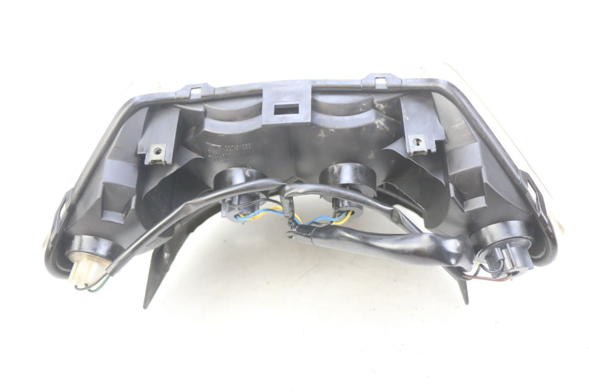 photo de FEU ARRIERE YAMAHA XP T-MAX TMAX ABS 500 (2004 - 2007)