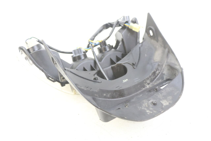 photo de FEU ARRIERE YAMAHA XP T-MAX TMAX ABS 500 (2004 - 2007)