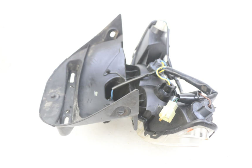 photo de FEU ARRIERE YAMAHA XP T-MAX TMAX ABS 500 (2004 - 2007)