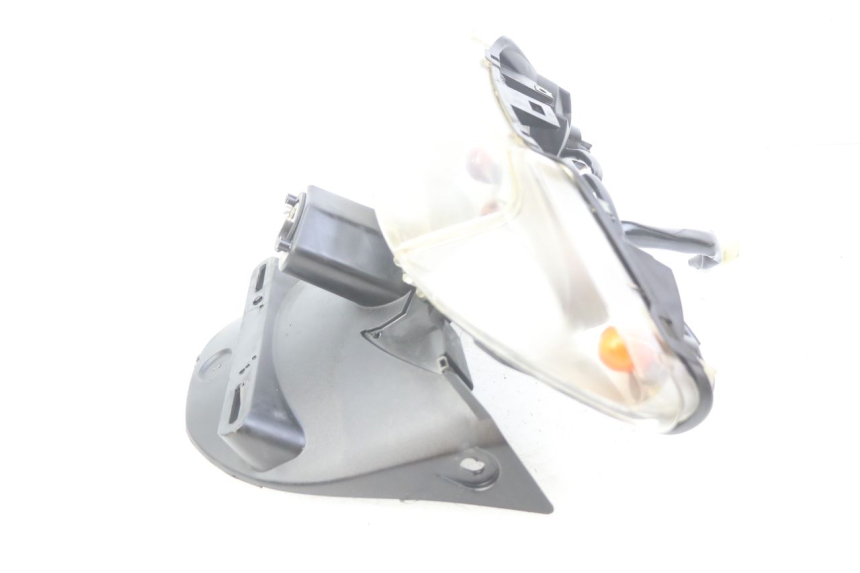 photo de FEU ARRIERE YAMAHA XP T-MAX TMAX ABS 500 (2004 - 2007)