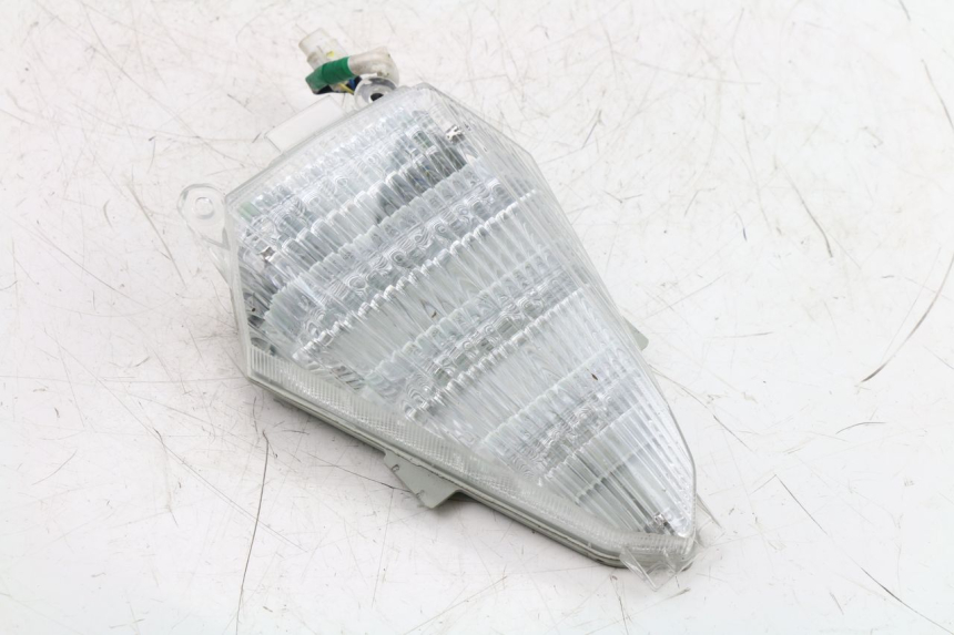 photo de FEU ARRIERE YAMAHA YZF R6 600 (2010 - 2016)