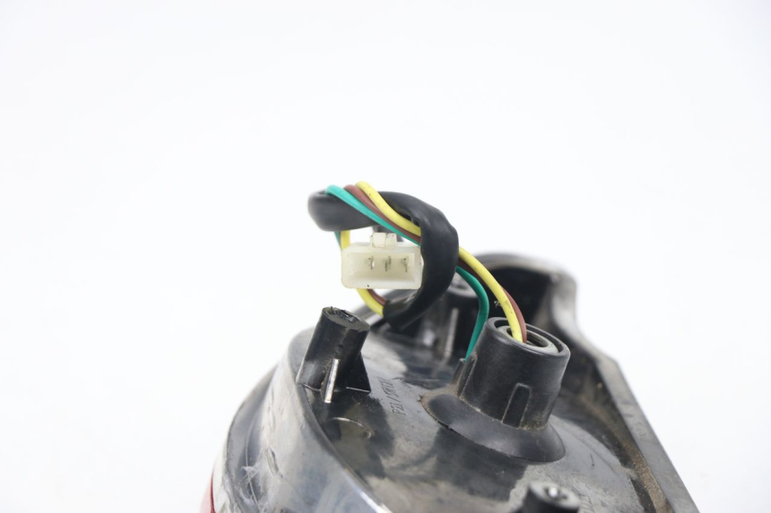 photo de FEU ARRIERE YIYING YY T POWER MAX 125 (2006 - 2016)