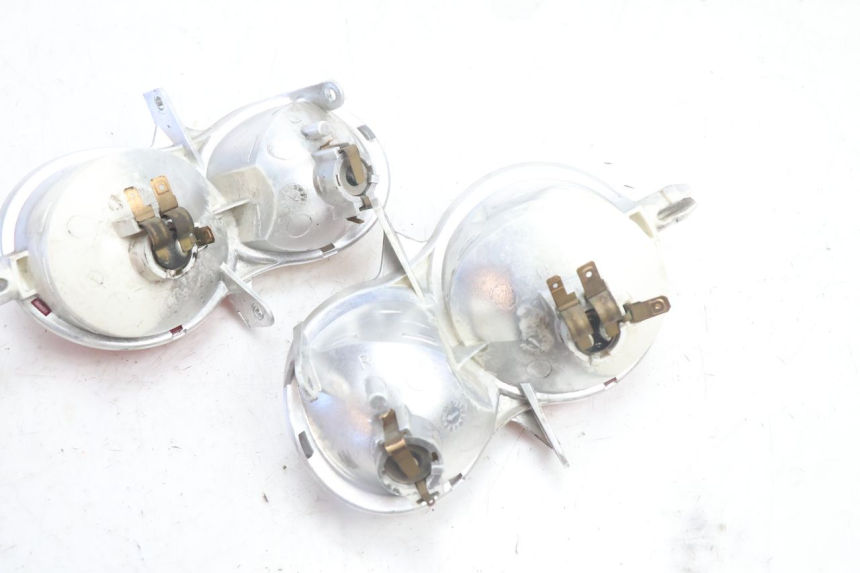 photo de FEU ARRIERE YAMAHA YP MAJESTY 125 (2007 - 2010) - Zoom état d’usage