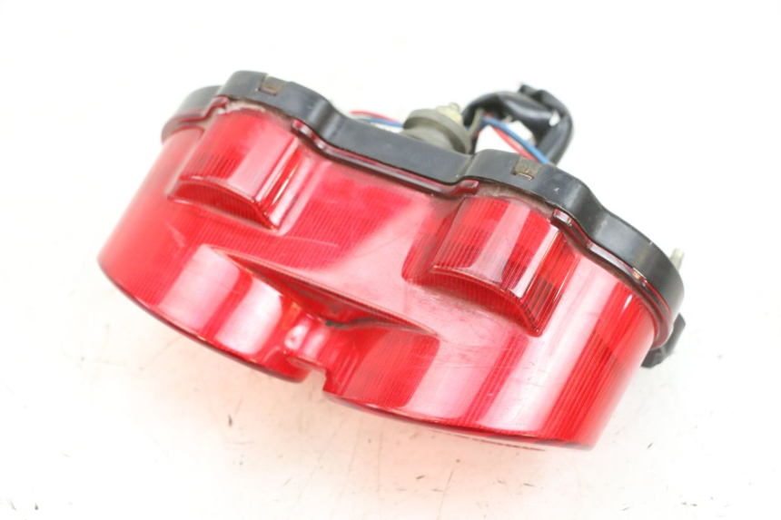 photo de FEU ARRIERE KAWASAKI ZR 7 750 (1999 - 2001) - Points de fixation