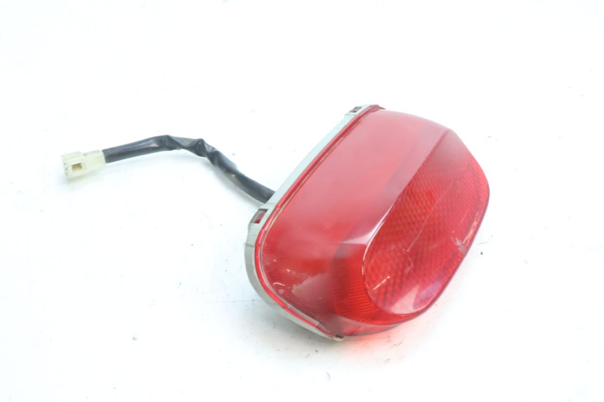 photo de FEU ARRIERE KAWASAKI ZZR 600 (1995 - 2004) - Zoom état d’usage