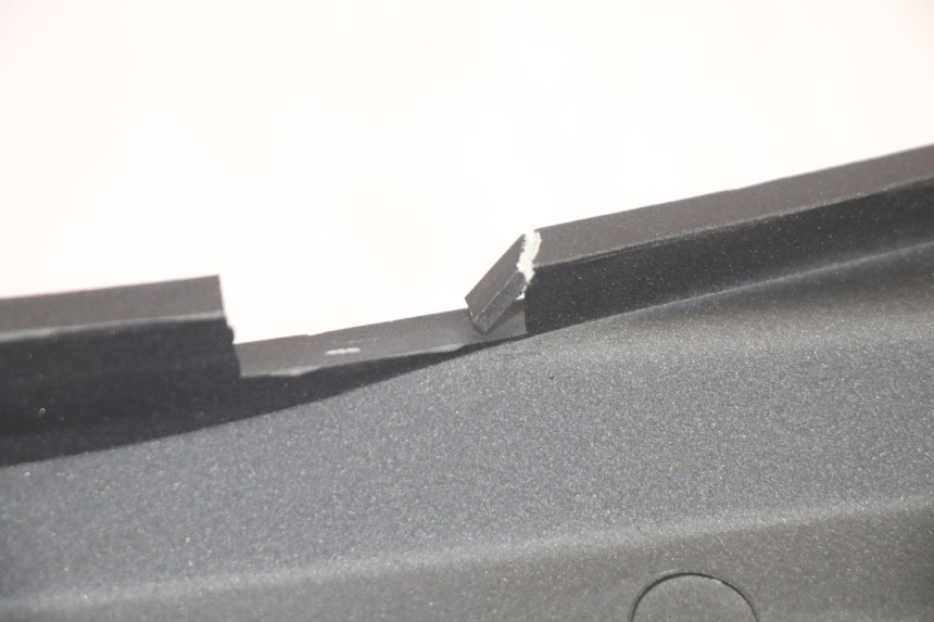 photo de FLANC ARRIERE DROIT KYMCO AGILITY 4T 50 (2018 - 2022) - Marquages et références