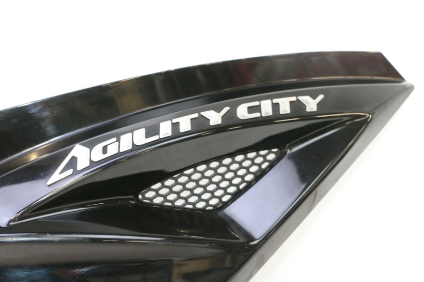 photo de FLANC ARRIERE DROIT KYMCO AGILITY CITY 16P 125 (2015 - 2024) - Détail de la pièce