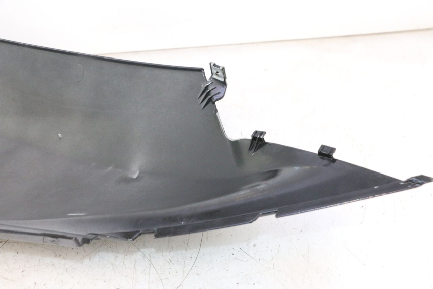 photo de FLANC ARRIERE DROIT APRILIA ATLANTIC S 125 (2010 - 2013) - Inspection visuelle