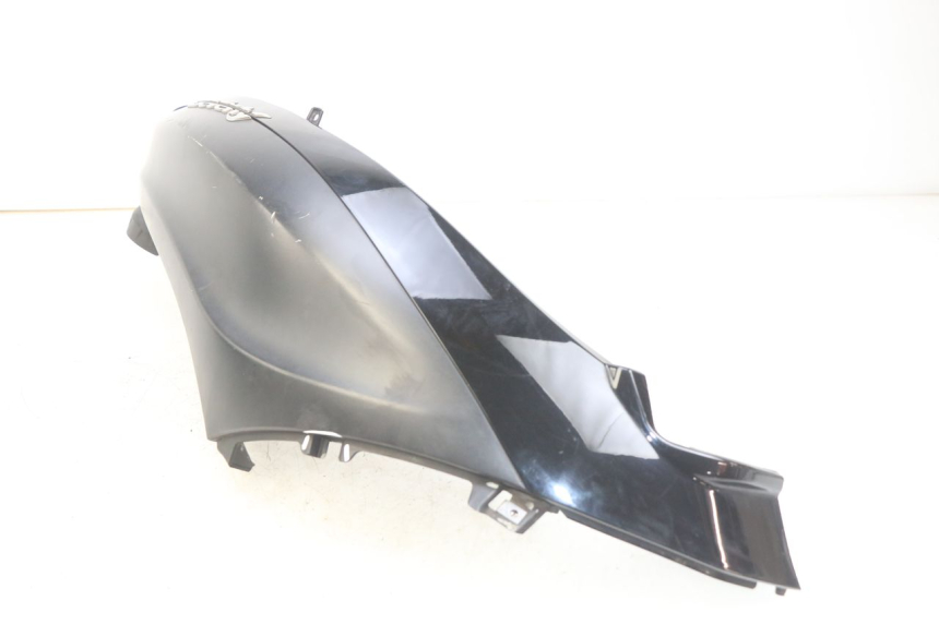 photo de FLANC ARRIERE DROIT PIAGGIO BEVERLY 125 (2010 - 2015)