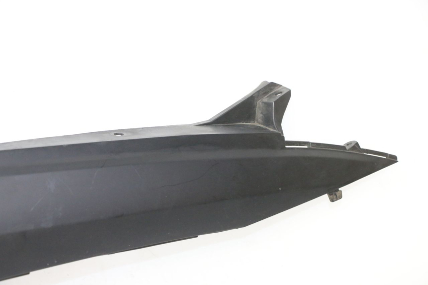 photo de FLANC ARRIERE DROIT SUZUKI BURGMAN 125 (2007 - 2014)