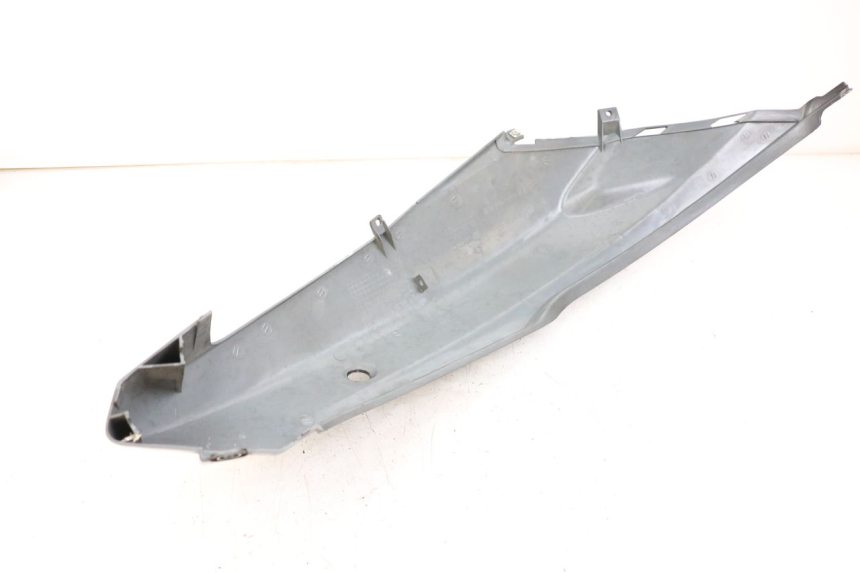 photo de Rear right side panel DAELIM A-FOUR 2T 50 (2005 - 2012)