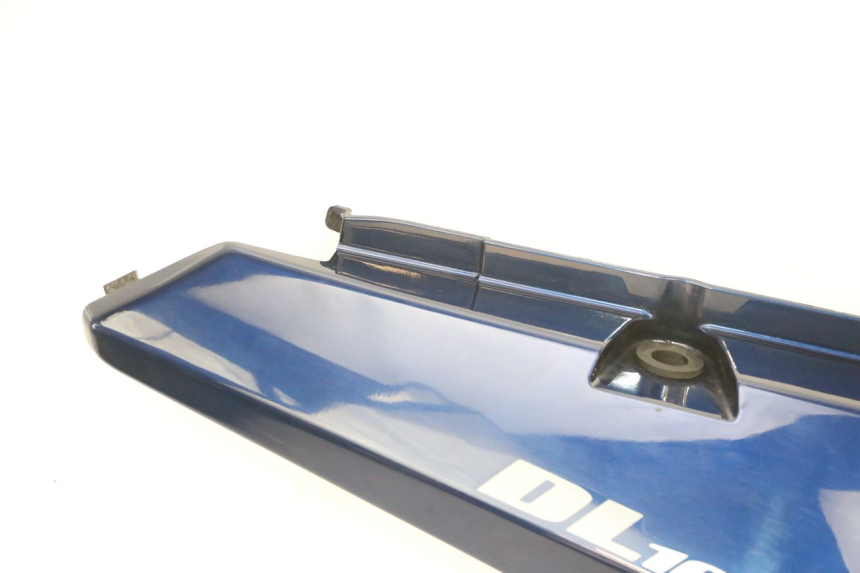 photo de FLANC ARRIERE DROIT SUZUKI DL V STROM 1000 (2002 - 2007) - Détails caractéristiques