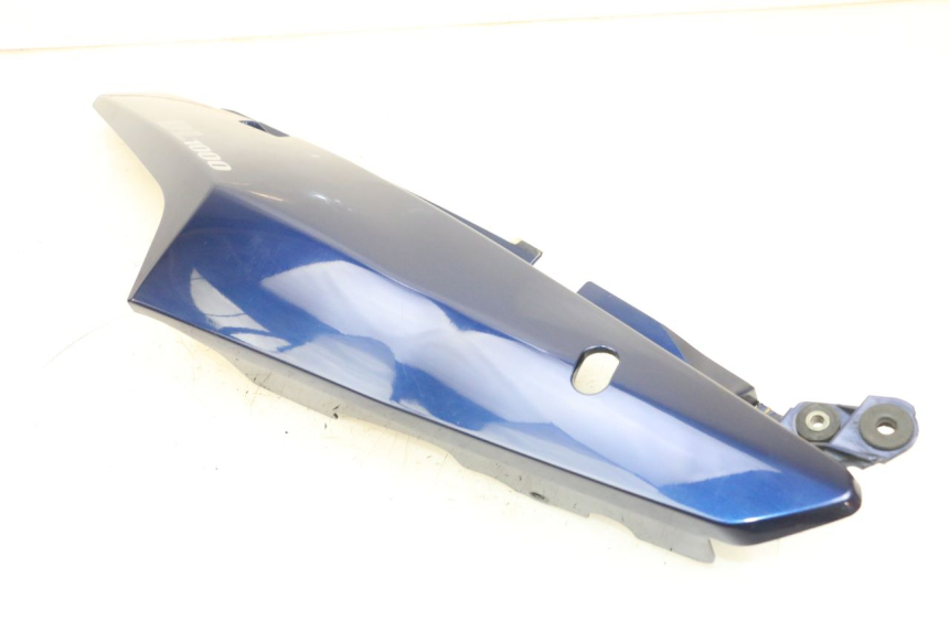 photo de FLANC ARRIERE DROIT SUZUKI DL V STROM 1000 (2002 - 2007) - Points de fixation