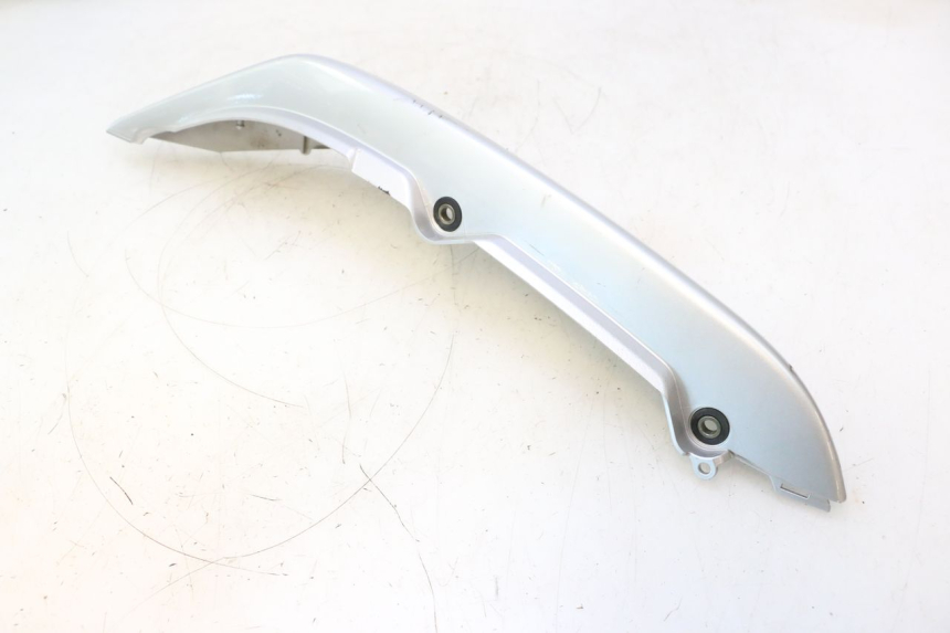 photo de FLANC ARRIERE DROIT KAWASAKI ER-6 ER6 N 650 (2005 - 2009) - Gros plan technique