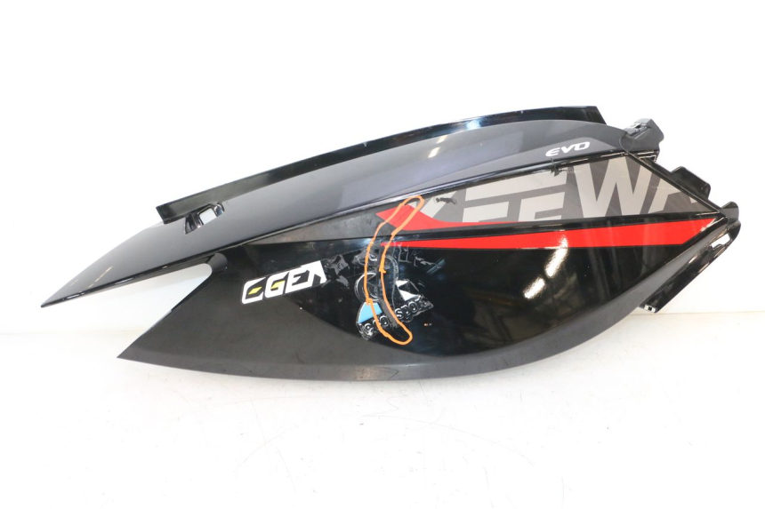 photo de FLANC ARRIERE DROIT KEEWAY F-ACT FACT EVO 50 (2020 - 2026) - Vue principale