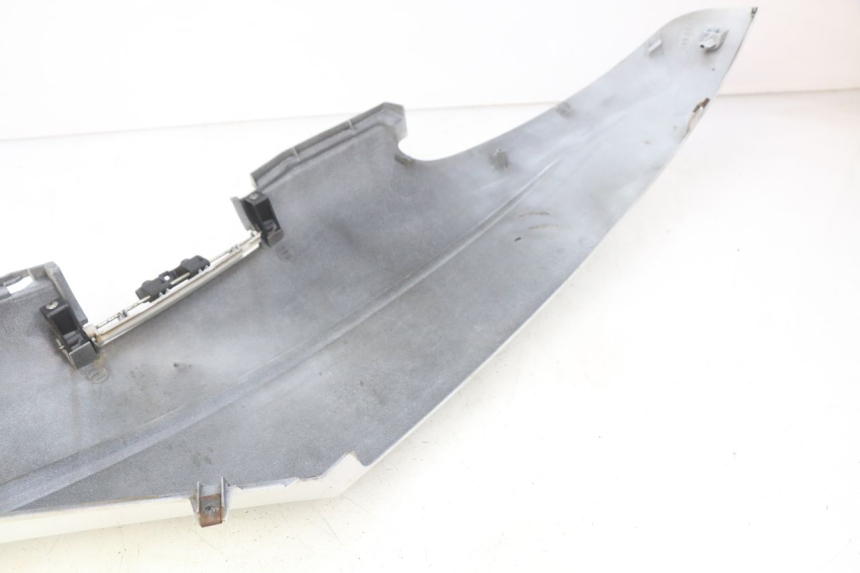 photo de FLANC ARRIERE DROIT HONDA FES S-WING SWING ABS 125 (2007 - 2015)
