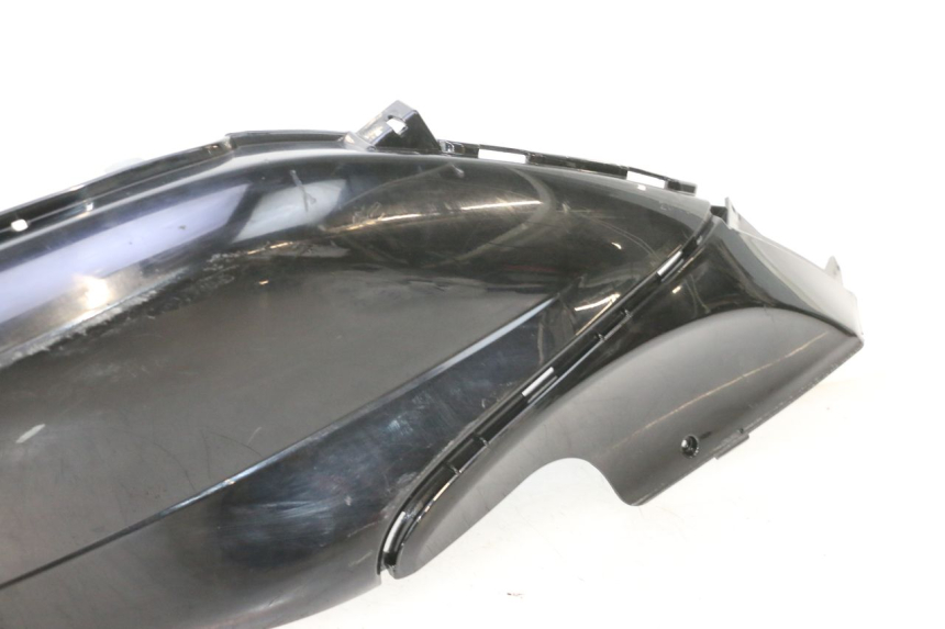 photo de FLANC ARRIERE DROIT PIAGGIO FLY 2T 50 (2004 - 2017) - Zoom état d’usage