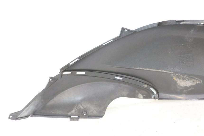 photo de FLANC ARRIERE DROIT PIAGGIO FLY 2T 50 (2004 - 2017) - Vue d’ensemble