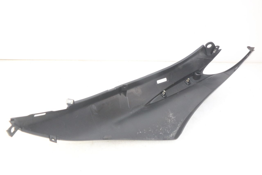 photo de FLANC ARRIERE DROIT PIAGGIO FLY 4T 50 (2013 - 2017)