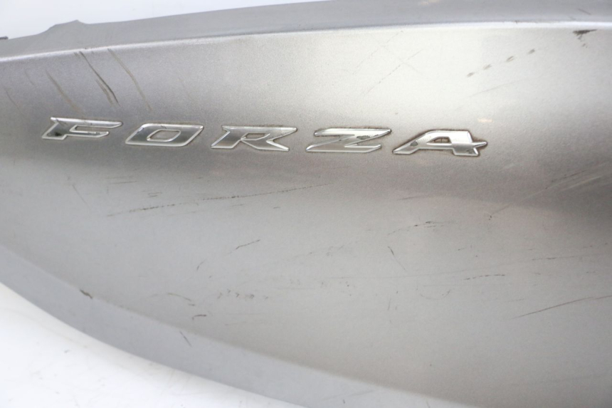 photo de FLANC ARRIERE DROIT HONDA FORZA ABS 300 (2013 - 2019)